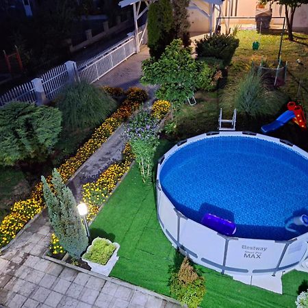 Holiday Home Peaceful Retreat Високо Екстериор снимка