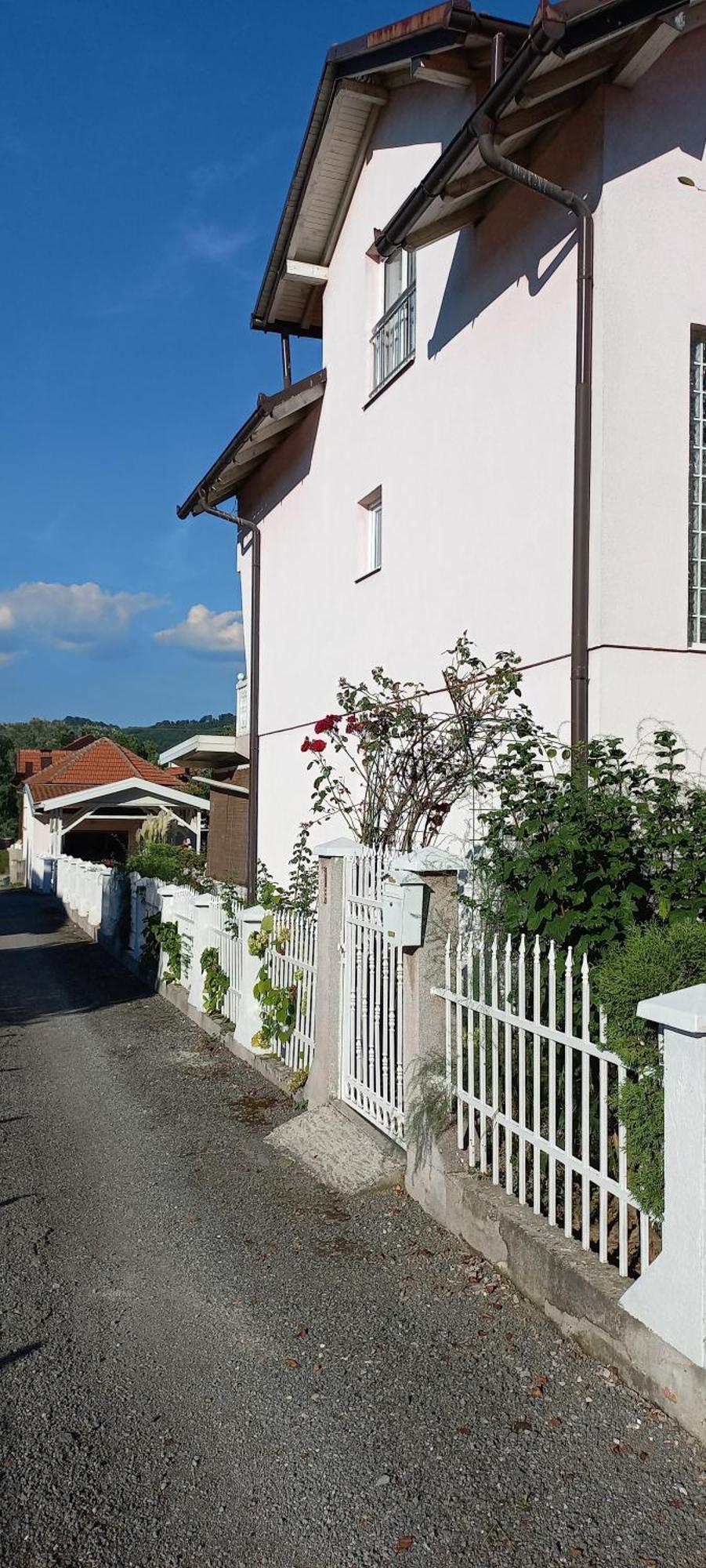 Holiday Home Peaceful Retreat Високо Екстериор снимка