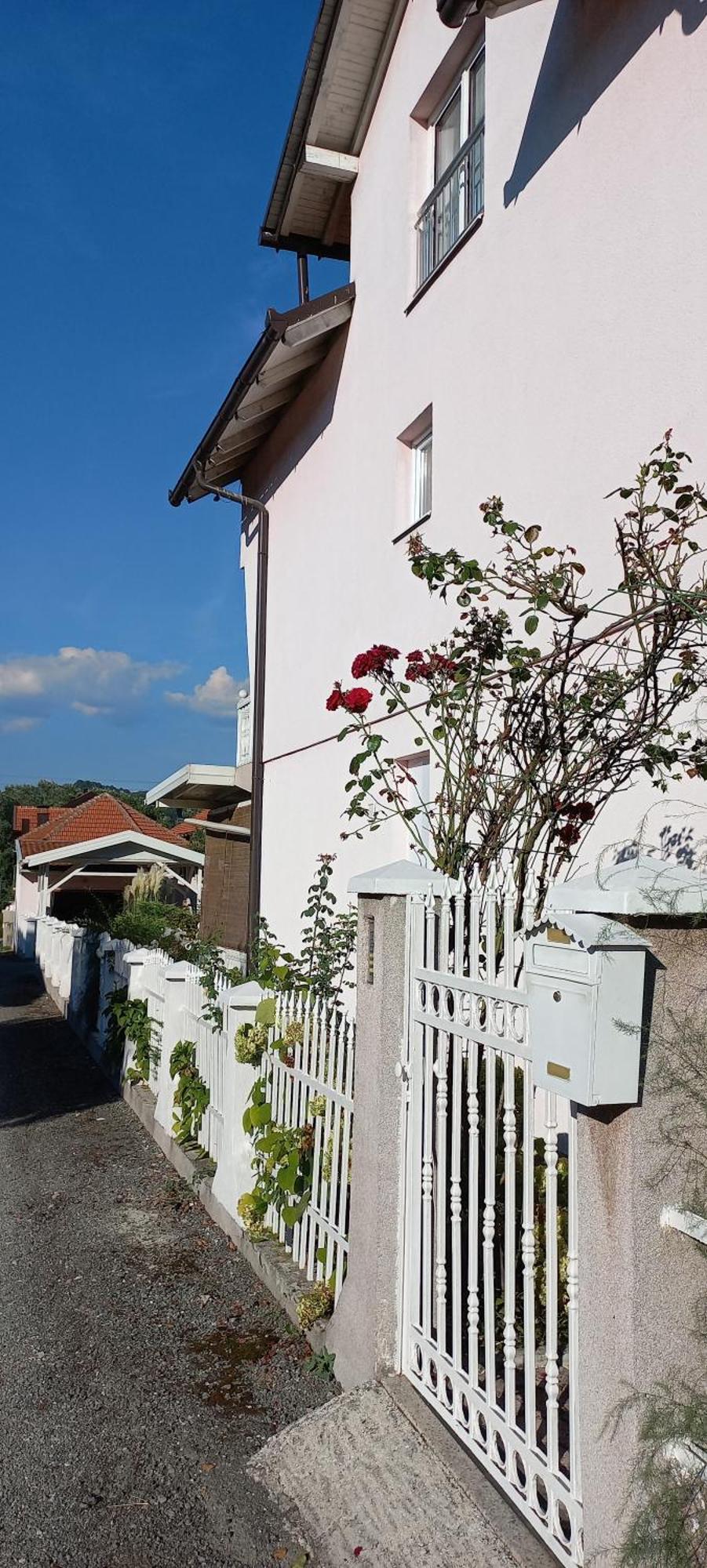 Holiday Home Peaceful Retreat Високо Екстериор снимка