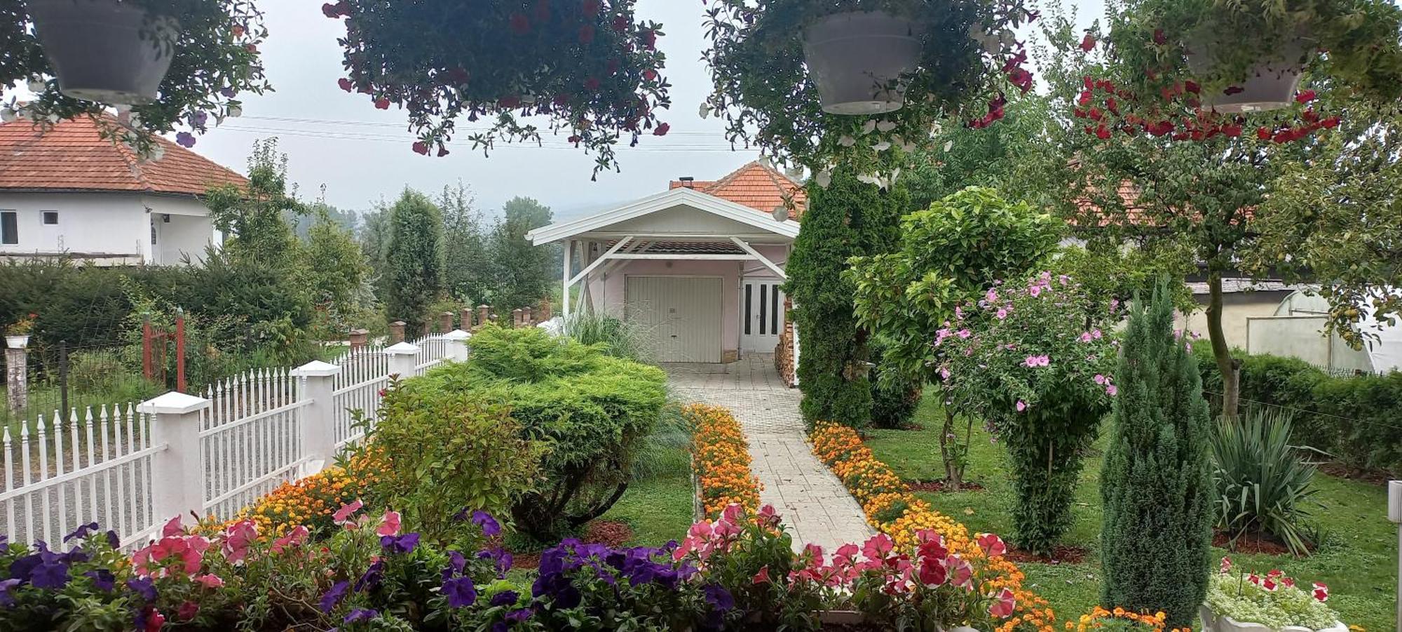 Holiday Home Peaceful Retreat Високо Екстериор снимка