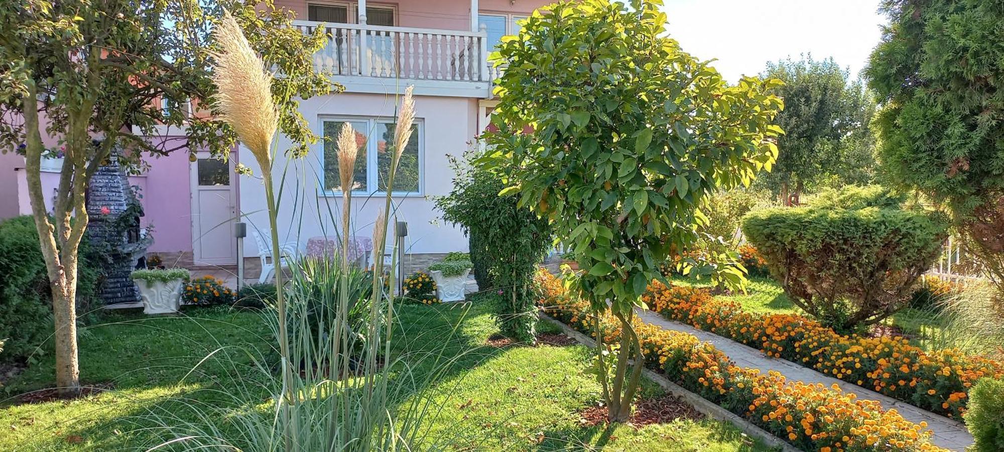 Holiday Home Peaceful Retreat Високо Екстериор снимка