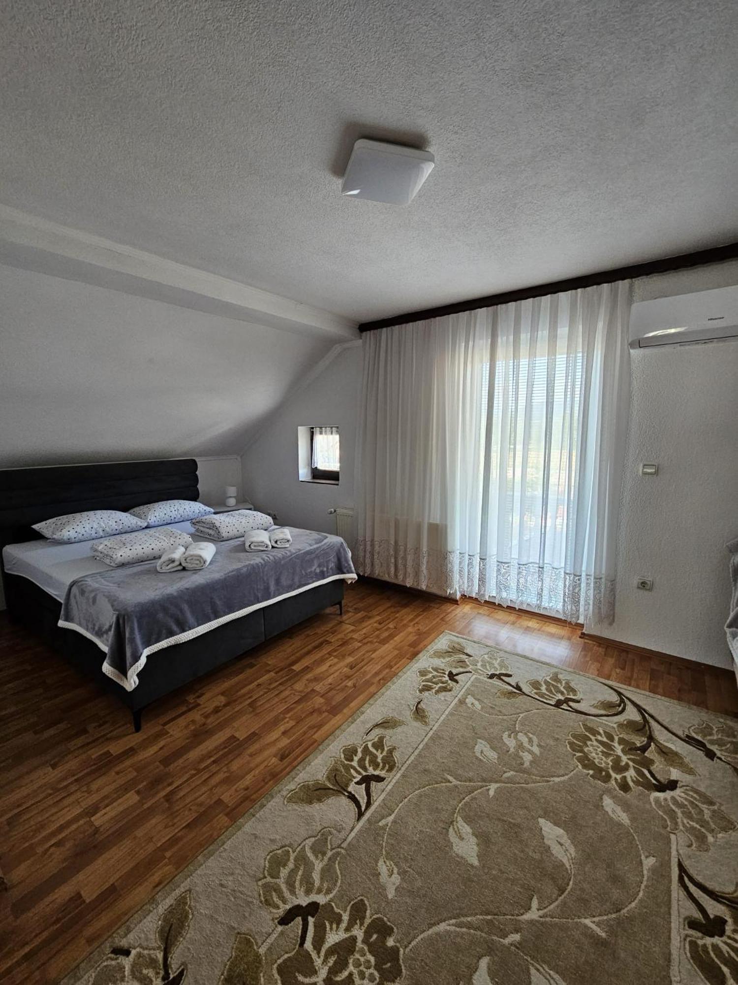 Holiday Home Peaceful Retreat Високо Екстериор снимка