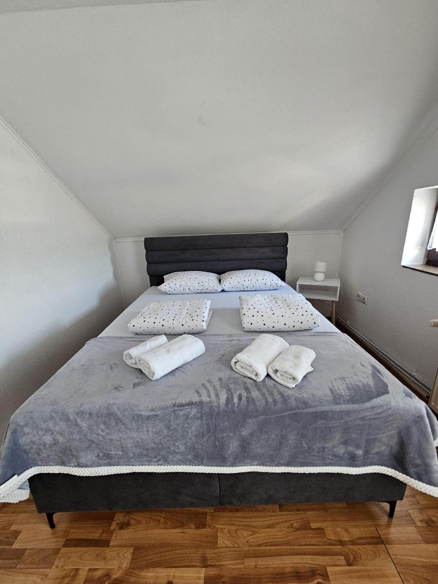Holiday Home Peaceful Retreat Високо Екстериор снимка