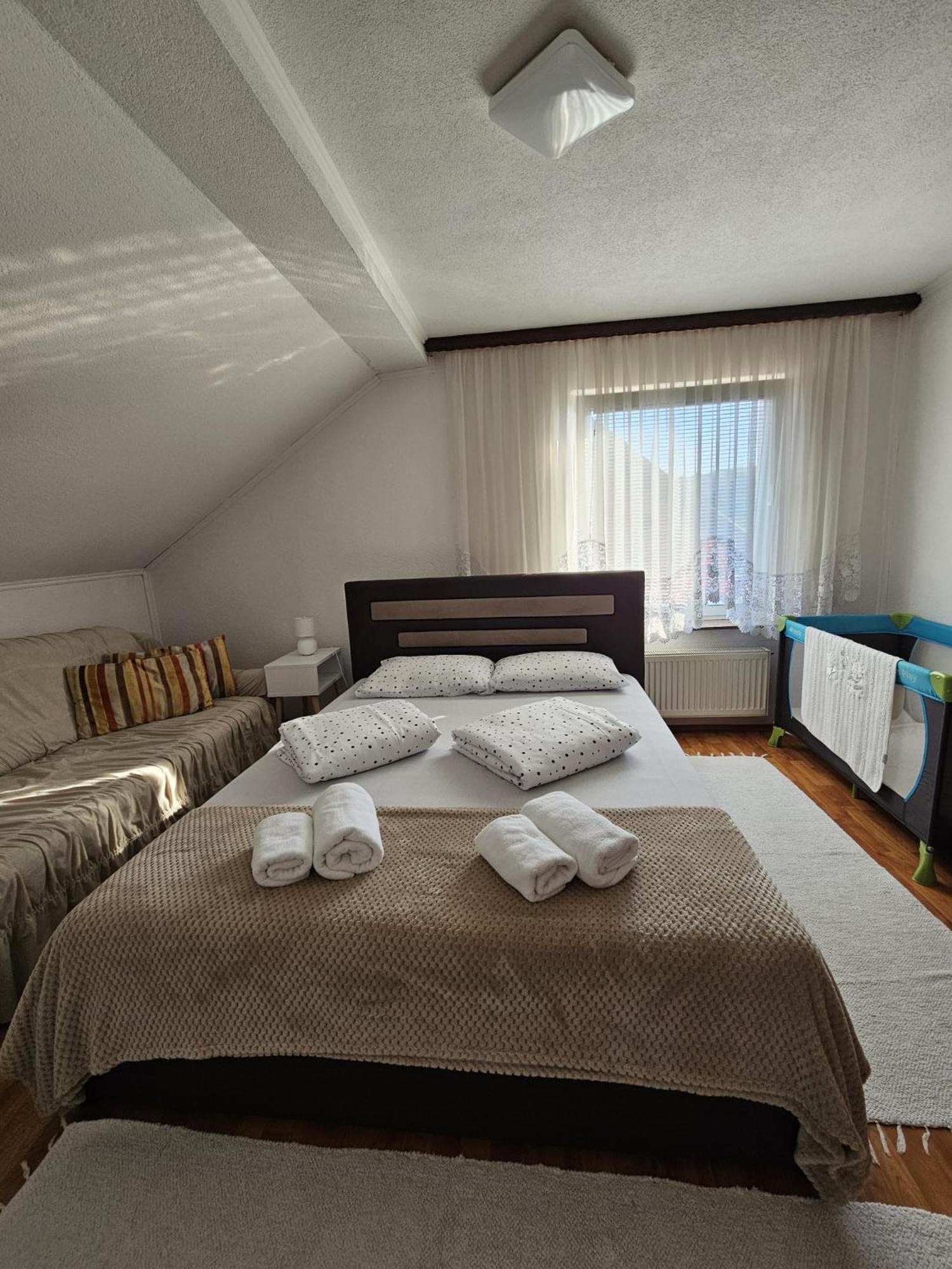 Holiday Home Peaceful Retreat Високо Екстериор снимка